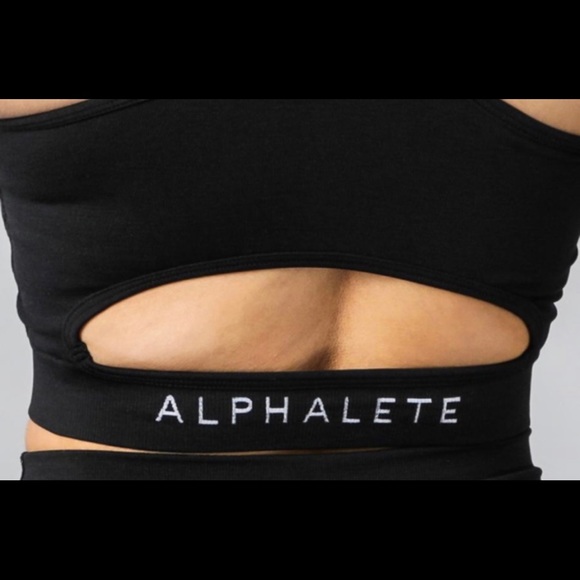 Alphalete Aero Bra - Picture 2 of 3